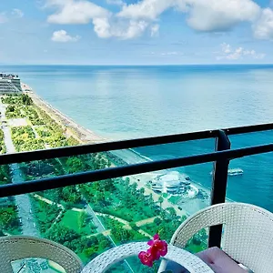 Sea View Orbi Tower Апарт-отель